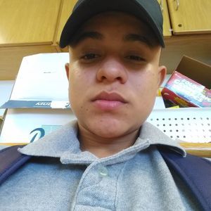 Meet your Posher, Carlos